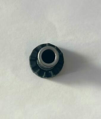 Nét ống kim loại chống thả đầu nhựa.